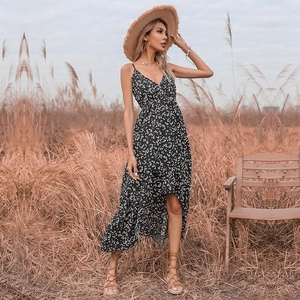 Robe Maxi Sexy pour Femmes Col en V Imprimé Floral Bretelles Spaghetti Ourlet à Volants Irrégulier Robe d'Été Bohème Fendue