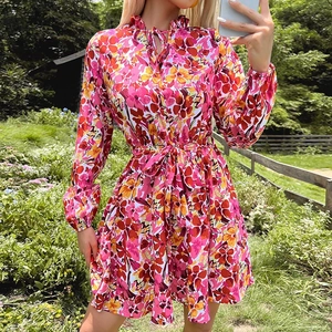 Robe Courte à Manches Longues et Imprimé Floral pour Femme Élégante Col à Volants avec Lacet Robe Ligne A Look Mousseline avec Ceinture
