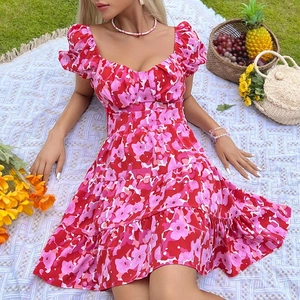 Robe Fleurie d'Été pour Femmes Col en Cœur Manches Bouffantes Dos Nu Lacé Mini Robe à Volants pour la Saint-Valentin