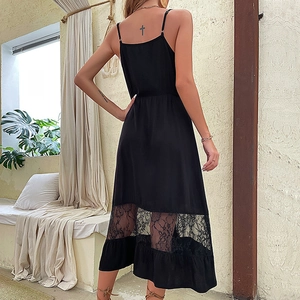Women's black lace拼接 midi dress with delicate spaghetti straps and mesh floral hemline