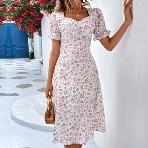 Robe Midi Fleurie Douce pour Femme Manches Bouffantes Col en Cœur Bordure Dentelle Ligne A Vacances d'Été Robe Casual