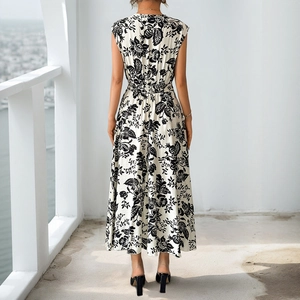 Elegant sleeveless floral print long dress with high waist and back view details