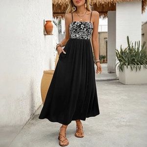 Robe longue d'été sans manches pour femme avec corsage floral et jupe noire fluide