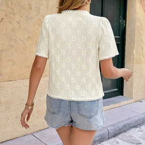 Elegant white lace patchwork V-neck short sleeve shirt for women with hollow-out pattern