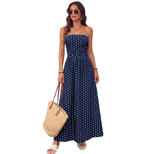 Robe longue bustier bleu marine à pois élégante pour les vacances d'été et rendez-vous
