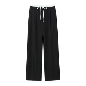 Damenhose mit weitem Bein in Schwarz, weißem Kordelzug und eleganter Bügelfalte