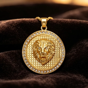 Hip hop men's gold stainless steel lion head pendant necklace with round rhinestone bezel