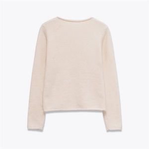 Maglione classico a costine bianco crema a maniche lunghe da donna, vista posteriore