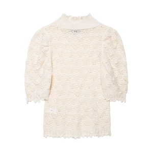 Eleganter beiger Strickoberteil mit Stehkragen, Puffärmeln und feiner Lochstickerei