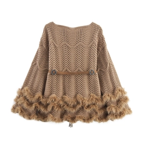 Braunes Strick-Poncho-Kleid mit Wellenmuster, Kunstpelzbesatz und elegantem Gürtel