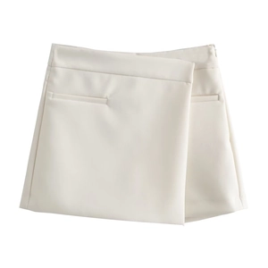 Jupe-short blanc cassé taille haute avec design portefeuille et fermeture éclair invisible
