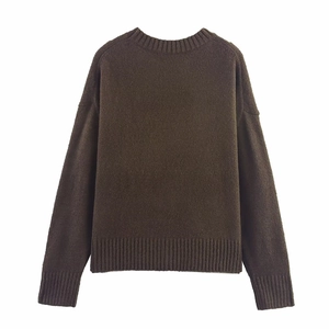 Classic deep brown crewneck knit sweater with ribbed cuffs and hem for autumn wear