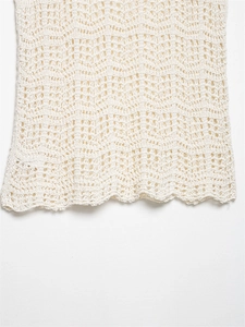 Detail aus Häkelstrick mit Wellenmuster und gewelltem Saum in Beige für Damen