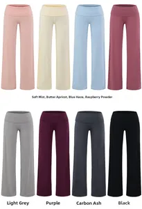 Dettaglio dei pantaloni da yoga a vita alta e gamba larga in otto diverse opzioni di colore
