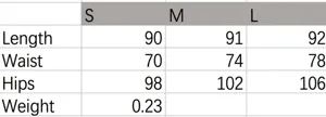 Tableau des tailles pour ensemble haut satin et jupe avec mesures de taille et hanches