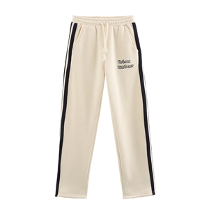 Cremefarbene Jogginghose mit Seitenstreifen, Gummibund und Tribeca Midtown Stickerei