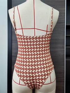 Costume da bagno intero stampato da donna con motivo retrò e fibbie in metallo