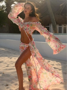 Floral print 2-piece beach set with ruffle crop top and high slit maxi skirt in sunset beach