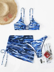 Ensemble bikini trois pièces avec imprimé vagues bleues et anneau métallique