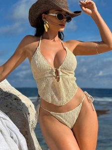 Bikini da Donna all'Uncinetto Top And Bottom con Scollo all'Americana e Anello in Metallo Beige Nero Tinta Unita Boho Mare