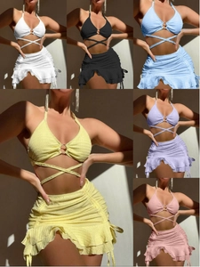 Haut et Bas de Bikini Dos Nu pour Femmes avec Jupe à Volants et Fronces Maillot de Bain Sexy Anneau Métallique pour Plage