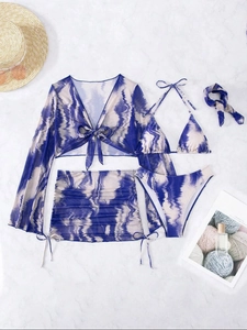 Ensemble bikini 5 pièces tie-dye bleu et blanc avec paréo en résille et accessoires