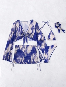 Ensemble bikini 5 pièces tie-dye avec cache-maillot en résille et bandeau assorti chic