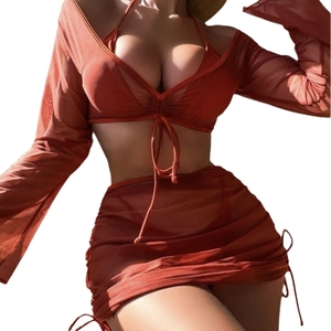 Ensemble bikini 4 pièces rouge brique avec haut en mesh et jupe à cordon de serrage
