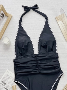 Maillot de bain une pièce noir sexy avec bordure festonnée et contrôle du ventre