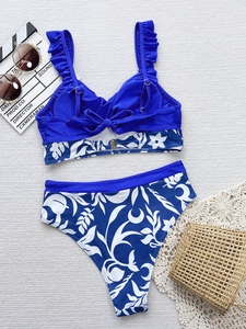 Maillot de bain deux pièces bleu roi à volants avec bas taille haute à motif floral