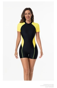 Detail of front zipper closure on short sleeve color block women's surfing wetsuit