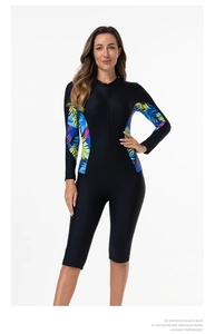Maillot de bain manches longues pour femme avec imprimé tropical et demi-zip frontal