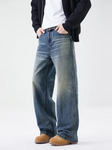 Jeans uomo in denim blu lavato vintage con gamba larga e taglio dritto stile retrò