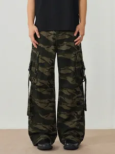 Men's Camouflage Cargo Pants Cotton Loose Straight Leg High Street Multi Pocket Printed Casual Trousers Streetwear