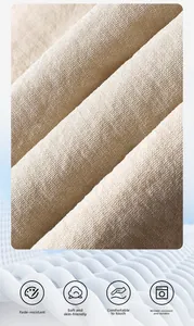 Makroaufnahme von knitterfreiem beigem Lyocell-Stoff mit weicher, langlebiger Textur