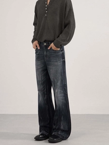 Men's retro wash flare jeans in blue-grey with a slim fit and distressed vintage texture