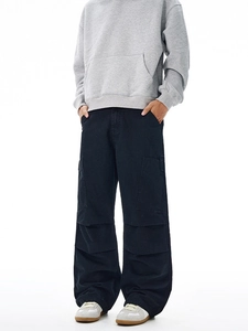 Men's Japanese retro street style black wide-leg multi-pocket cargo pants on white background