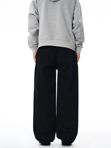 Schwarze Jeans für Herren im Curved-Seam-Stil mit weitem Bein und Distressed-Optik