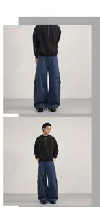 Détail du jean cargo ample et du sweat à demi-zip avec design multi-poches pour hommes