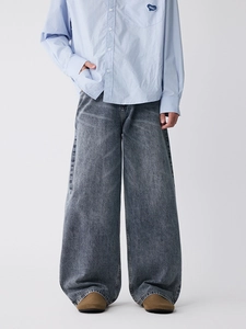 Dunkelgraue gewaschene Herren-Jeans mit weitem Bein im Cleanfit-High-Street-Retro-Look