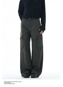 Detailed close-up showing reinforced seams and fabric texture of baggy cargo pants