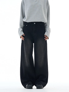 Retro washed black high-waisted wide-leg denim jeans for men and women with a loose fit