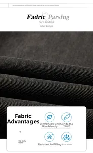 Macro texture du denim noir délavé montrant douceur et qualité anti-froissage du tissu