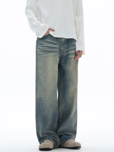 Men's retro wash wide-leg denim jeans featuring vintage whiskers and a relaxed high-street fit
