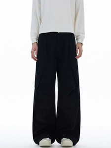 Pantaloni cargo neri retrò a gamba larga con multitasche e design high-street