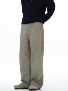 Men's relaxed fit wide-leg cargo pants in khaki cotton fabric with a clean style