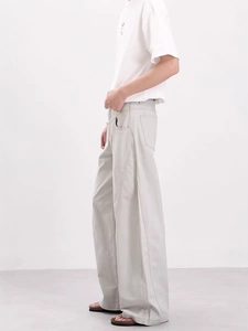 Pantalon cargo gris clair pour homme avec coupe 3D et silhouette courbée de style américain