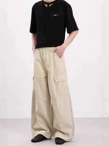 Pantaloni cargo kaki da uomo in stile retrò con grandi tasche laterali e gamba larga