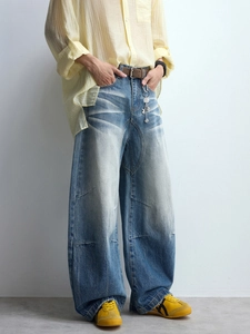 Men's relaxed wide-leg denim jeans with vintage washed whiskers and loose-fit design
