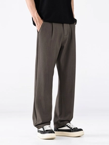 Pantalon large en soie glacée pour hommes gris foncé avec une coupe droite fluide